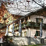 Linderhof 3*