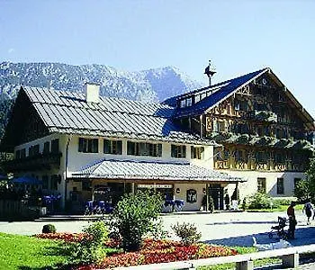 Hotel Linderhof 3*