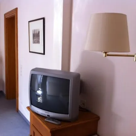 Linderhof Hotel 3*
