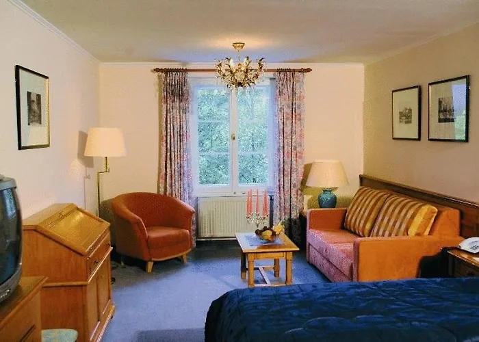 מלון Linderhof 3*